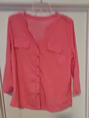 Women’s No  Comment Coral Button-Front Blouse